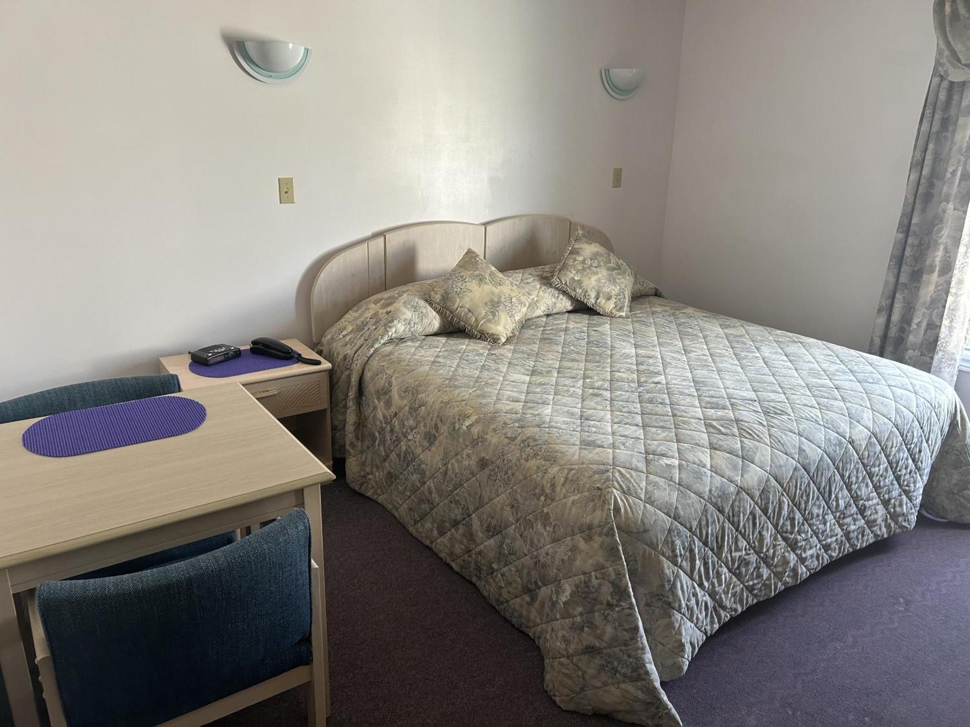 Centennial Motel ソーブル・ビーチ エクステリア 写真